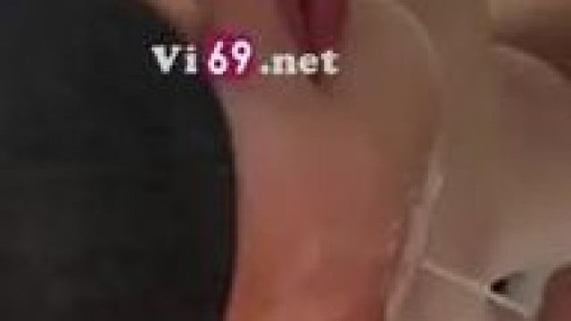 Đụ em gái có quả vú to